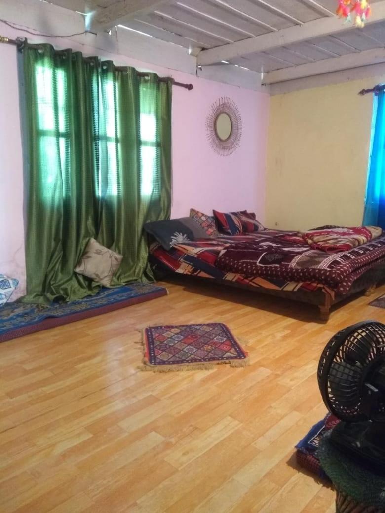 Renuka Homestay And Cafe Kasol Exterior photo